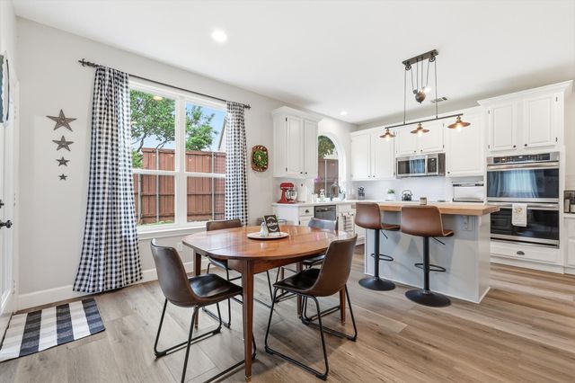 2605 Skinner Drive, Flower Mound, TX 75028