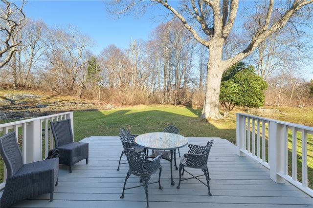 15 Hammersmith Road 31A, Newport, RI 02840