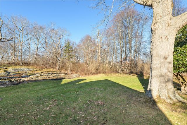 15 Hammersmith Road 31A, Newport, RI 02840