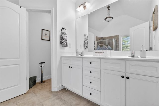 2013 Forsyth Park Lane, Hoschton, GA 30548