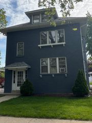 115 Myrtle Avenue 2F, Elmhurst, IL 60126