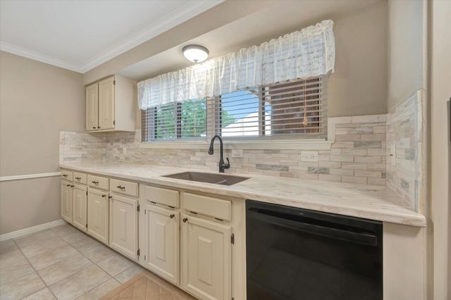 16023 Mill Point Drive, Houston, TX 77059