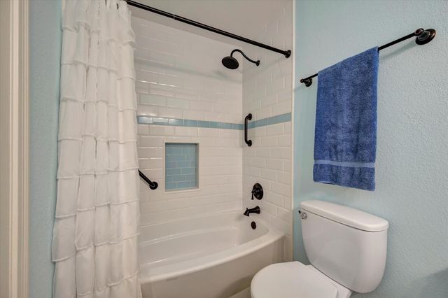 16023 Mill Point Drive, Houston, TX 77059