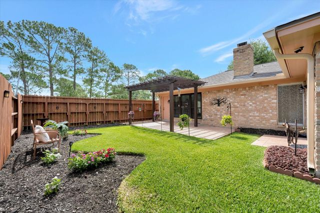 16023 Mill Point Drive, Houston, TX 77059