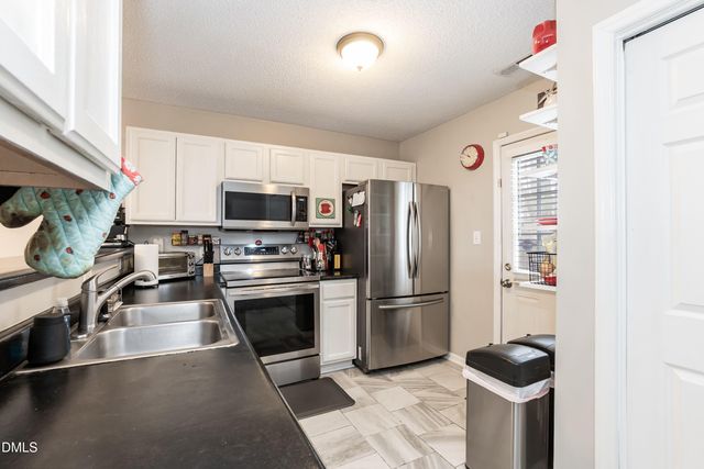 2213 Violet Bluff Court, Raleigh, NC 27610