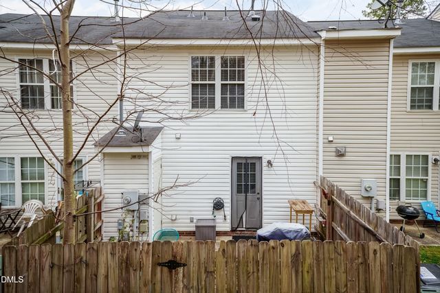 2213 Violet Bluff Court, Raleigh, NC 27610