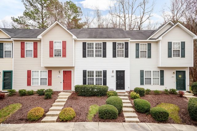 2213 Violet Bluff Court, Raleigh, NC 27610