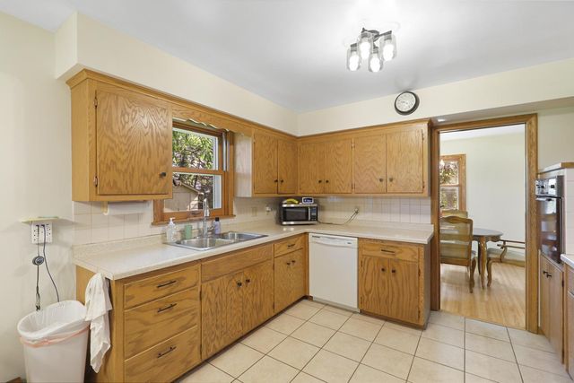 2340 Skyline Drive, Bloomington, MN 55425