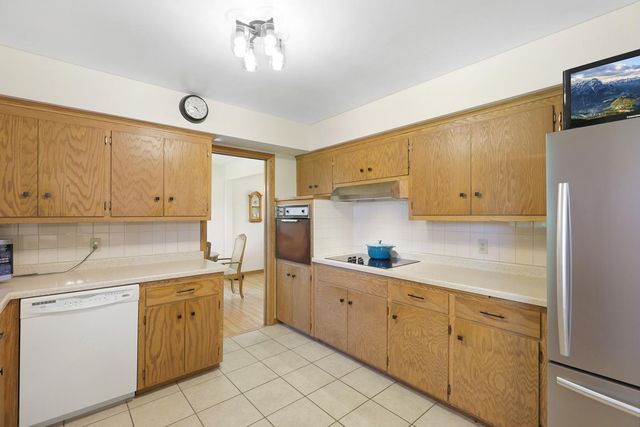2340 Skyline Drive, Bloomington, MN 55425