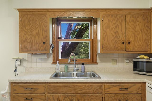 2340 Skyline Drive, Bloomington, MN 55425