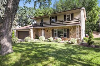 2340 Skyline Drive, Bloomington, MN 55425