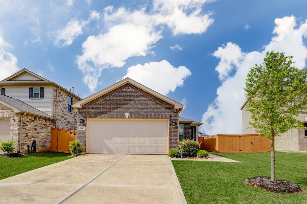 2880 Grand Anse Drive, Katy, TX 77493