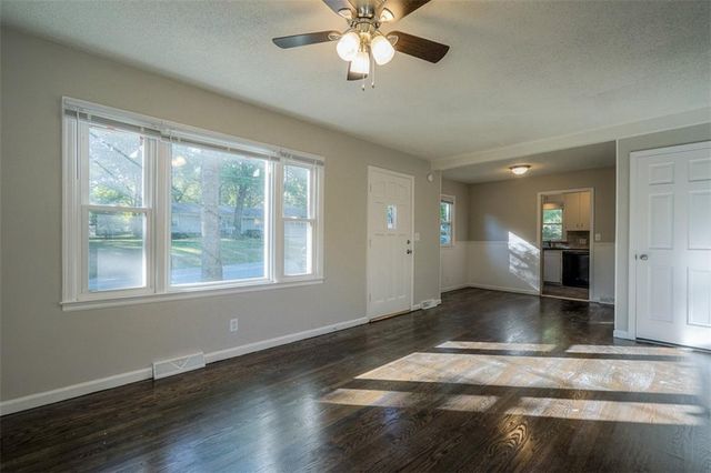 5405 Woodson Road, Raytown, MO 64133