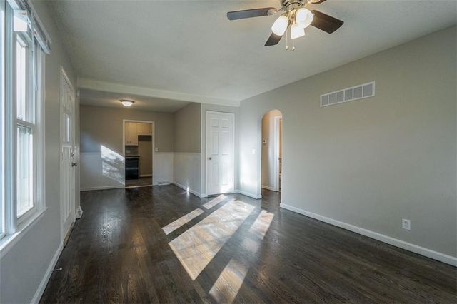5405 Woodson Road, Raytown, MO 64133