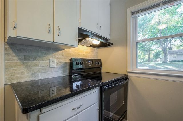 5405 Woodson Road, Raytown, MO 64133