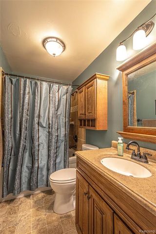3241 Simpson Road, Fort Gratiot, MI 48059