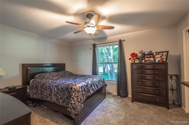 3241 Simpson Road, Fort Gratiot, MI 48059