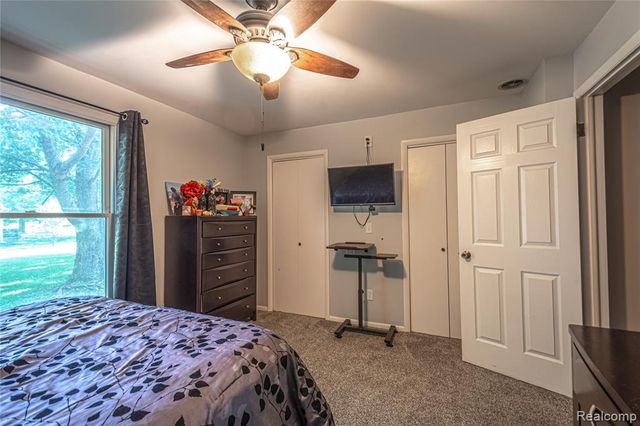 3241 Simpson Road, Fort Gratiot, MI 48059