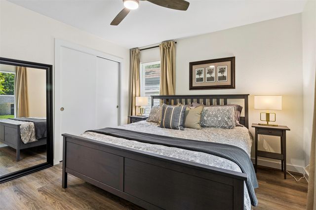 1802 Vallejo ST, Austin, TX 78757