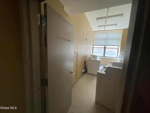 11 Fremont Street, Gloversville, NY 12078