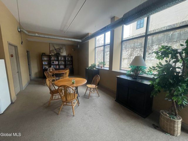 11 Fremont Street, Gloversville, NY 12078