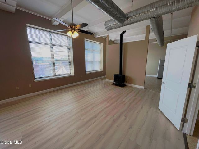 11 Fremont Street, Gloversville, NY 12078