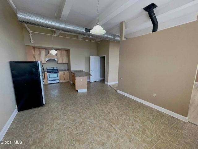 11 Fremont Street, Gloversville, NY 12078