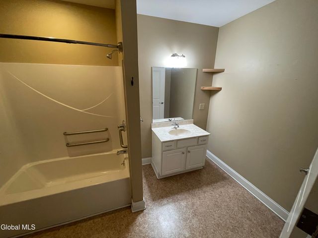 11 Fremont Street, Gloversville, NY 12078