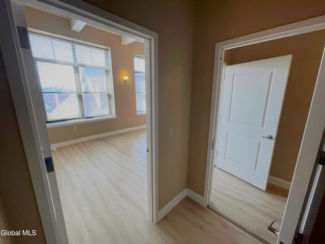 11 Fremont Street, Gloversville, NY 12078