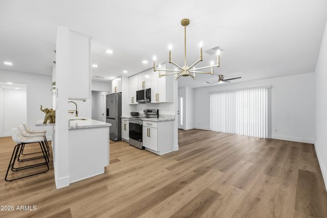 3223 W IRONWOOD Drive, Phoenix, AZ 85051