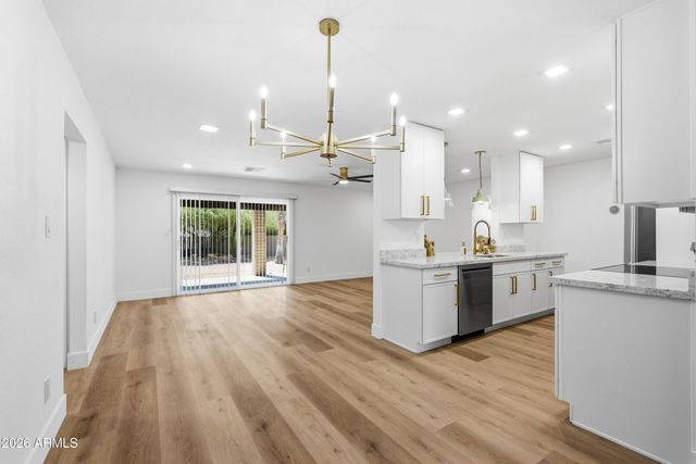 3223 W IRONWOOD Drive, Phoenix, AZ 85051
