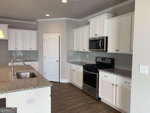 5203 Addison Street, Flowery Branch, GA 30542