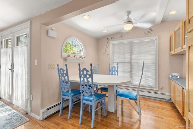 46 39th Street, Islip, NY 11751