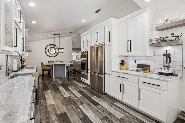 312 WATERWOOD DRIVE, Yalaha, FL 34797