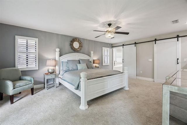 312 WATERWOOD DRIVE, Yalaha, FL 34797