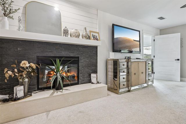 312 WATERWOOD DRIVE, Yalaha, FL 34797