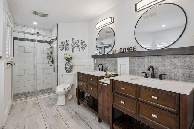 312 WATERWOOD DRIVE, Yalaha, FL 34797