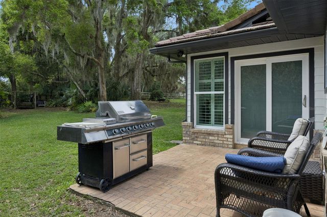 312 WATERWOOD DRIVE, Yalaha, FL 34797