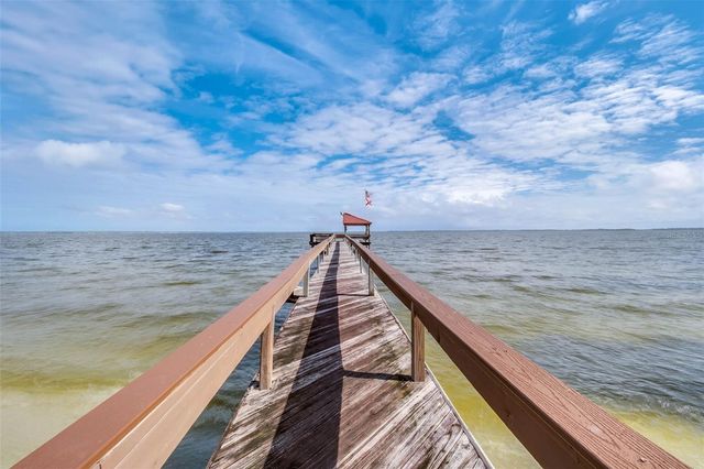 312 WATERWOOD DRIVE, Yalaha, FL 34797