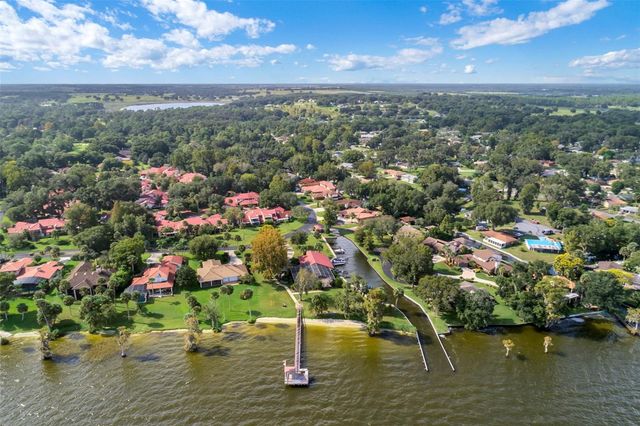 312 WATERWOOD DRIVE, Yalaha, FL 34797