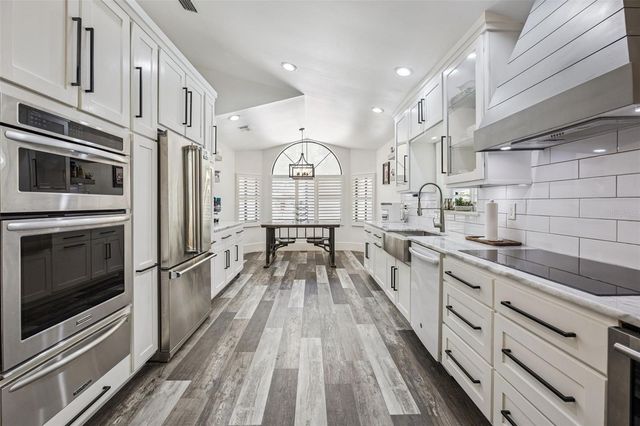 312 WATERWOOD DRIVE, Yalaha, FL 34797