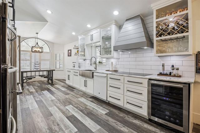 312 WATERWOOD DRIVE, Yalaha, FL 34797