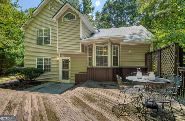 30 Orchard Hills Ct, Newnan, GA 30263