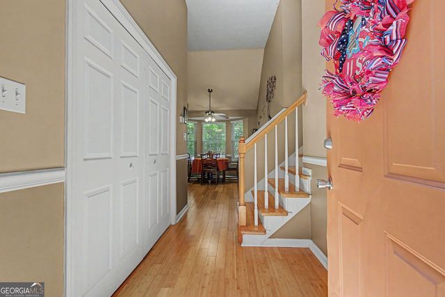 30 Orchard Hills Ct, Newnan, GA 30263