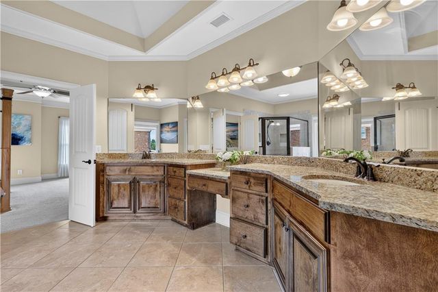 4219 Sierra Creek Drive, Hoschton, GA 30548