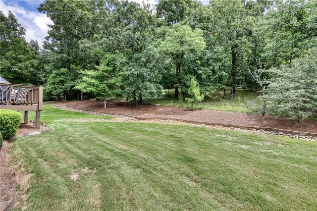 4219 Sierra Creek Drive, Hoschton, GA 30548