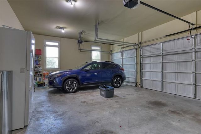 4219 Sierra Creek Drive, Hoschton, GA 30548