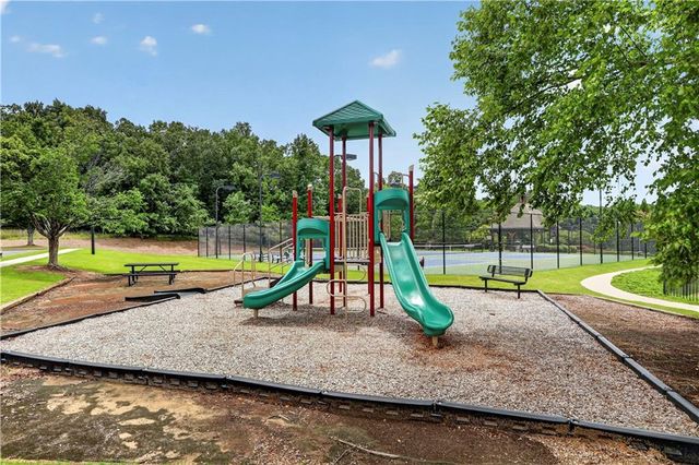 4219 Sierra Creek Drive, Hoschton, GA 30548