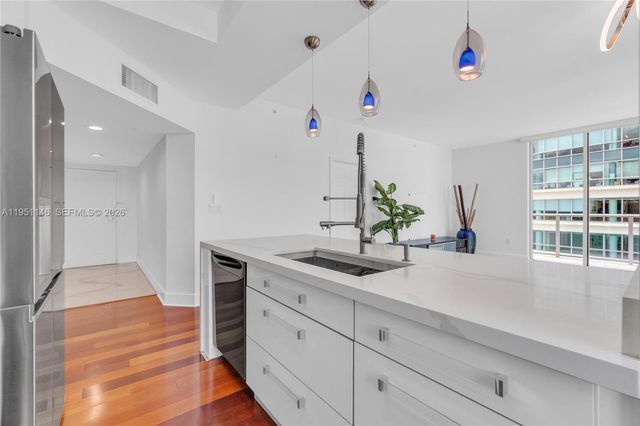 1155 Brickell Bay Dr PH102, Miami, FL 33131