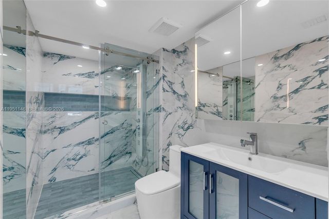 1155 Brickell Bay Dr PH102, Miami, FL 33131